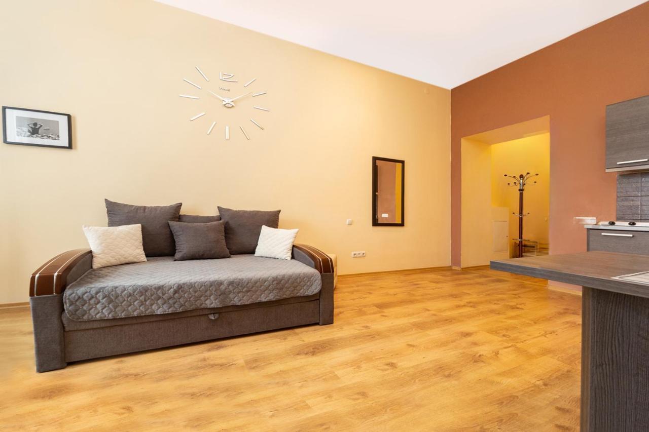 Apartamento Goodrest On Deribasovska 19 Odesa Exterior foto